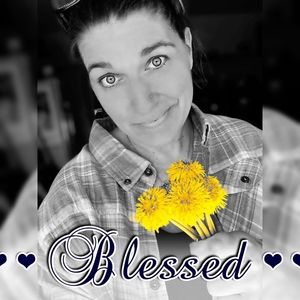 Meet your Posher, Angella